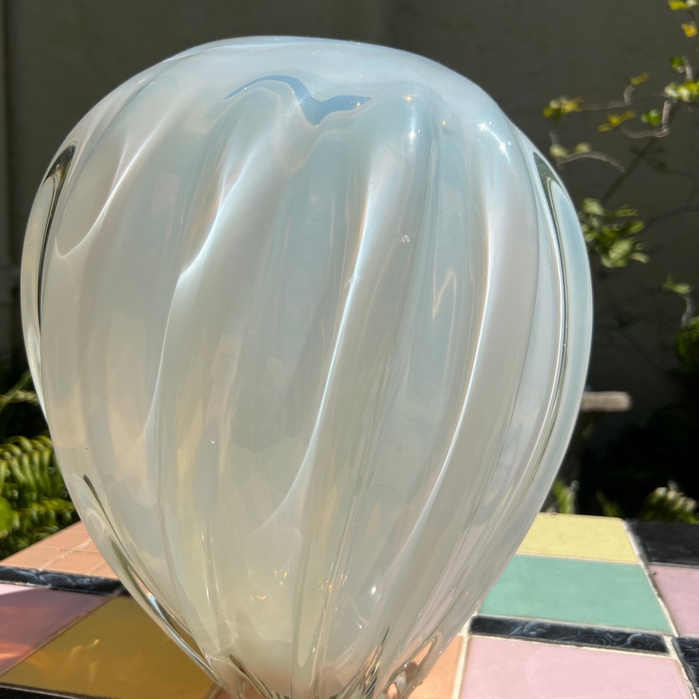 Larry Laslo for Mikasa Iridescent Opalescent Glass Vase 12”